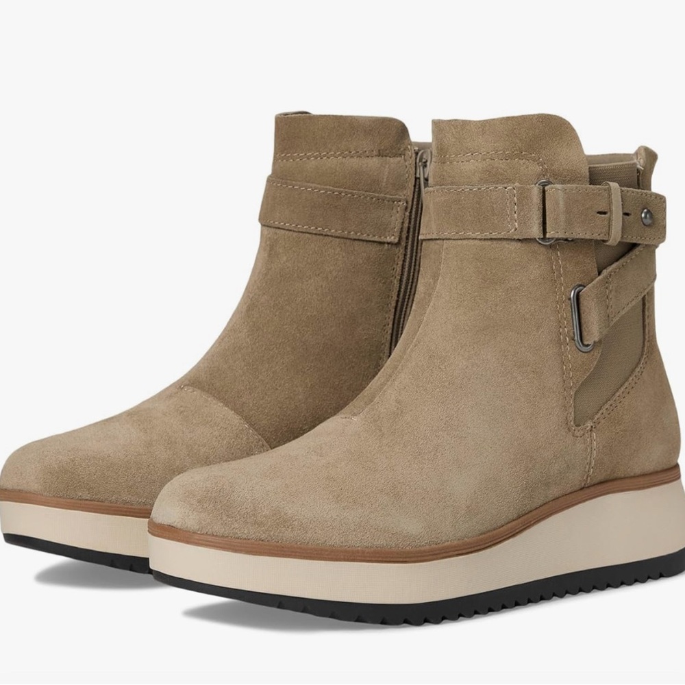 Clarks Women's Zylah Faye Ankle Boot, Dark Taupe 7